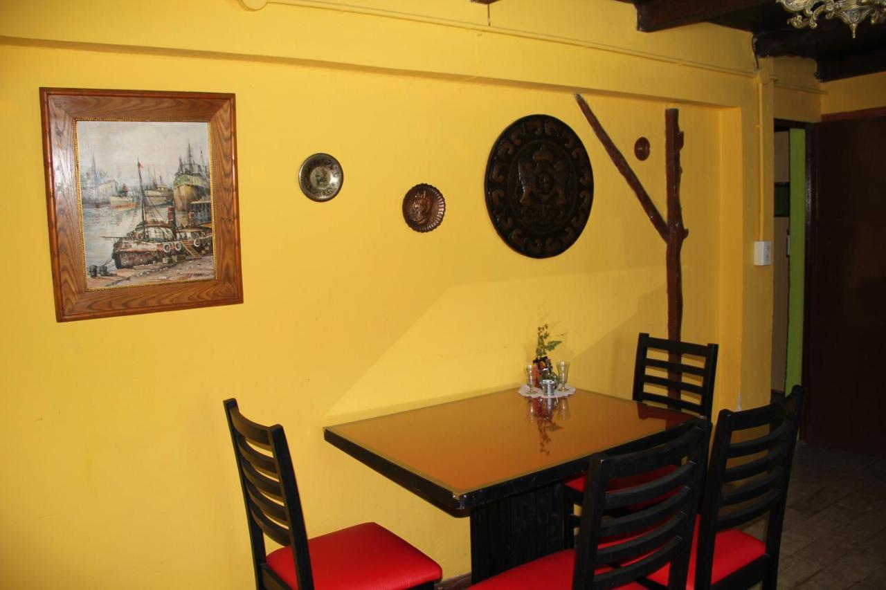 Hotel Posada De La Rosarito à Brandsen Extérieur photo